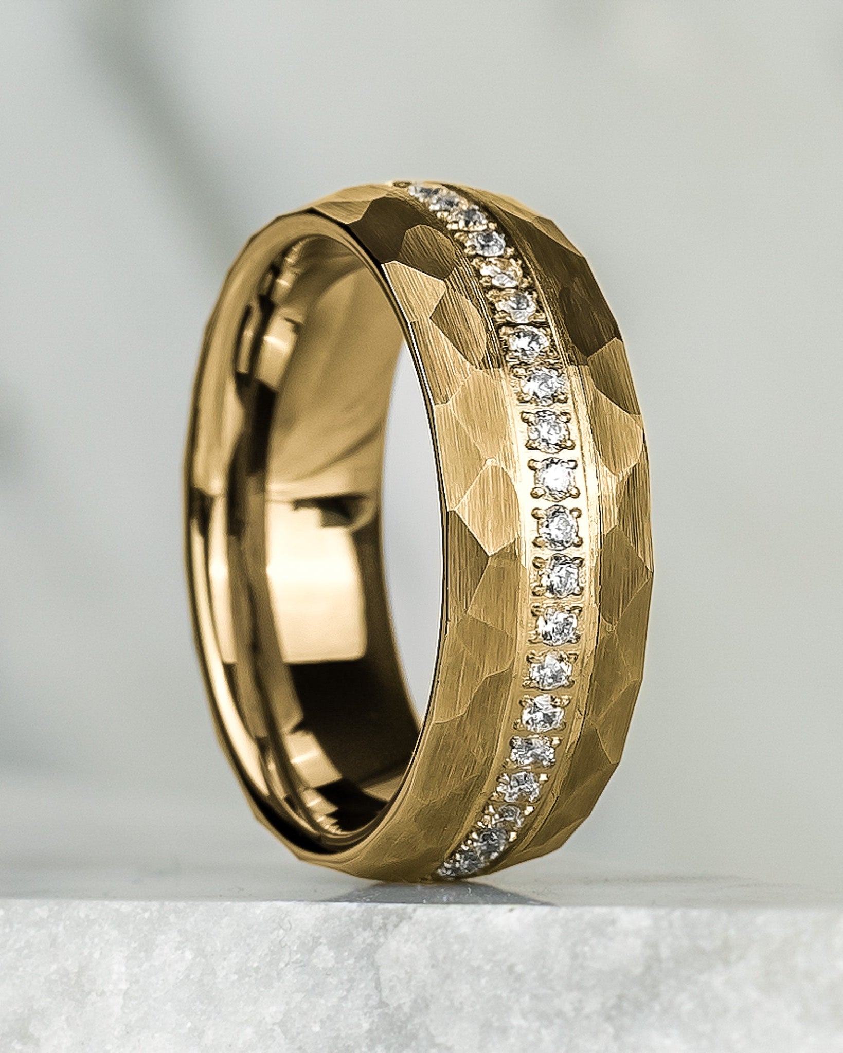 Alliance<tc>Ring -</tc> Cut Gold