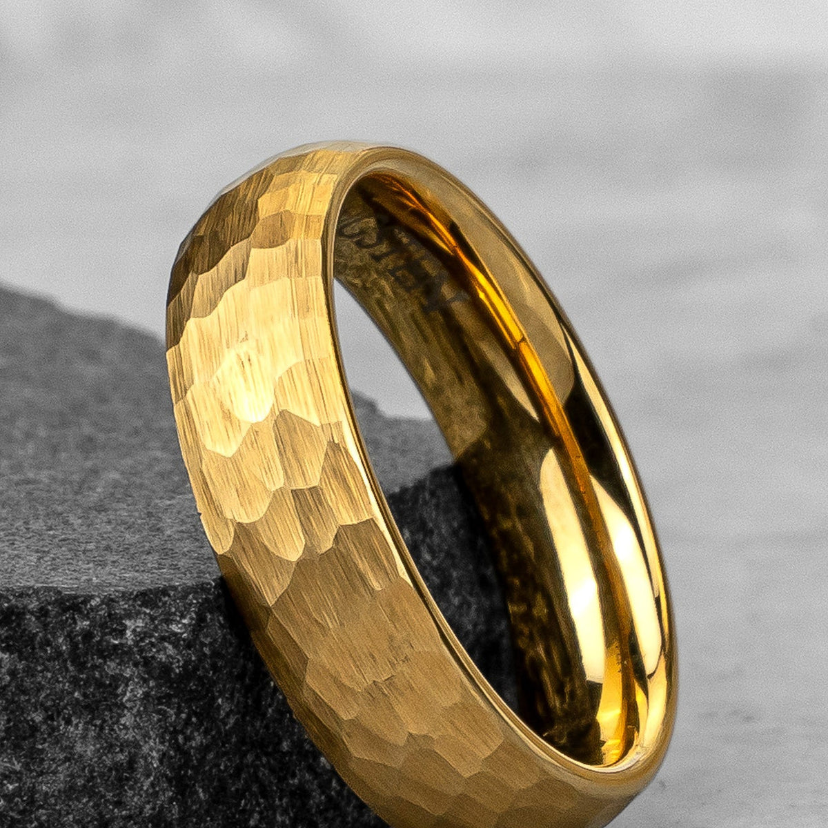 Balder guld – närbild på detaljerna