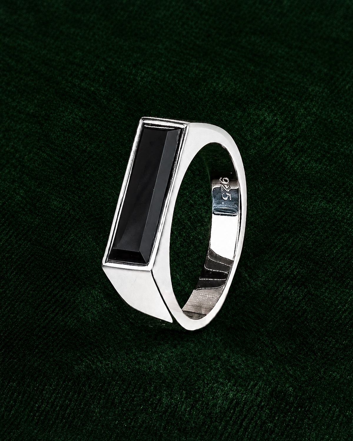 Schwarzer Onyx