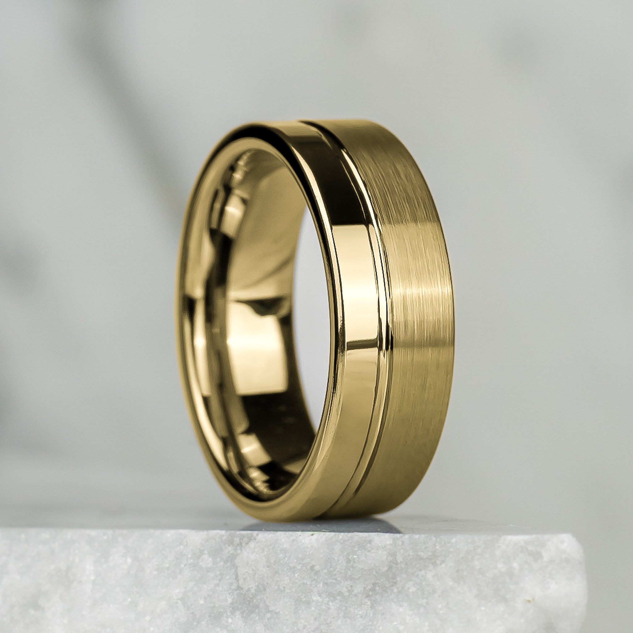 <tc>Ring -</tc> Noble Gold