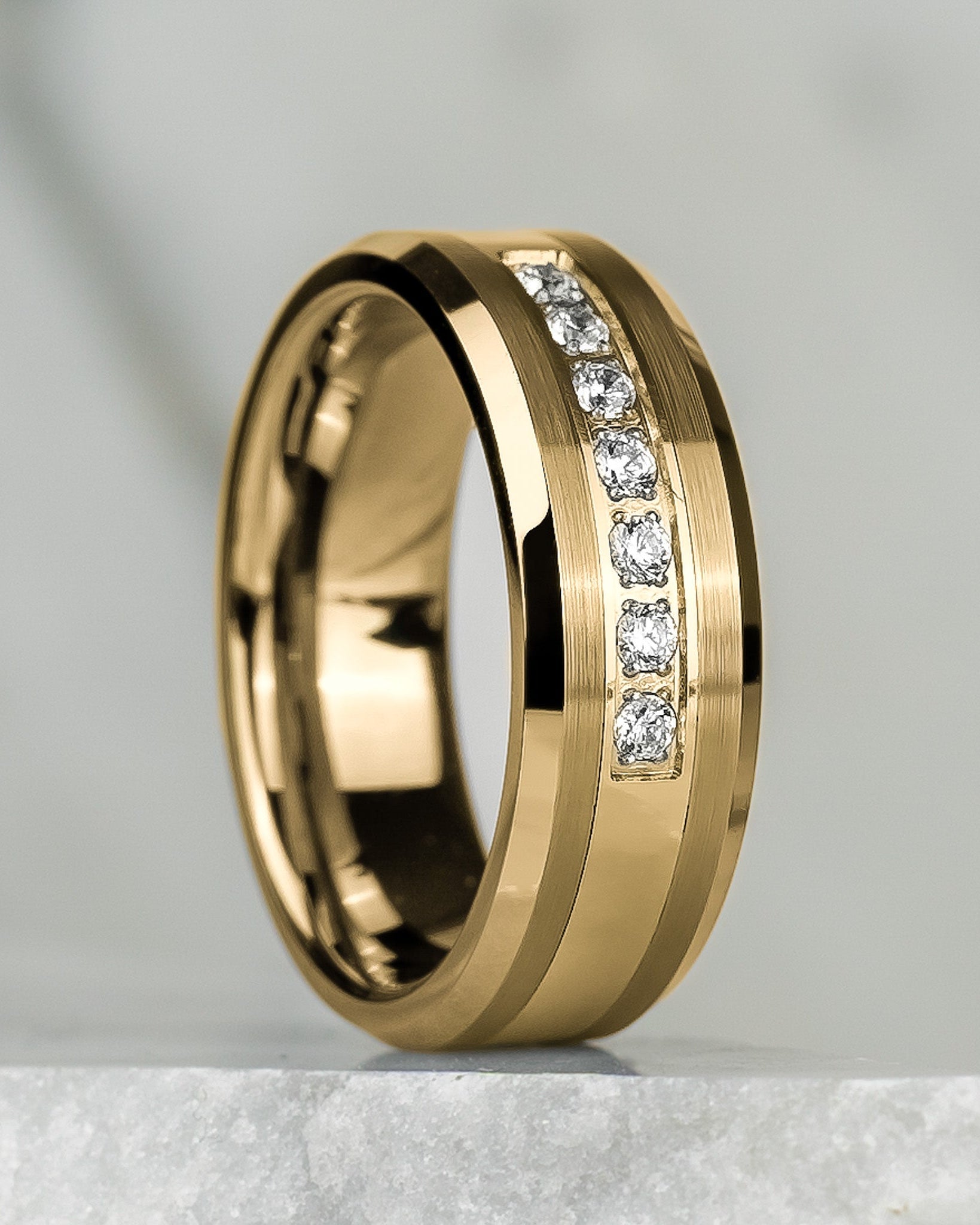 Half Alliance<tc>Ring -</tc> Zirconia Gold