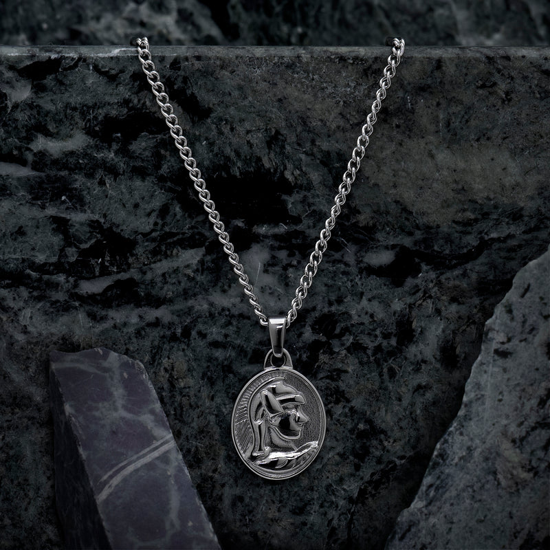 Hängsmycke i stål - Spartan Silver - Hängsmycke - Lyxery By Sweden AB